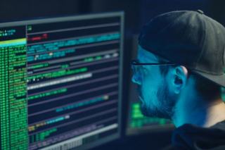 Droit numérique, les règles qui encadrent l'activité en ligne